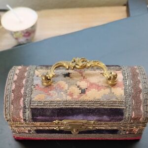 Vintage Embroidered Velvet Jewelry Box Made In Italy Purple lined Fabric Floral